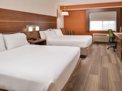 Express By Ihg Hotel 3*