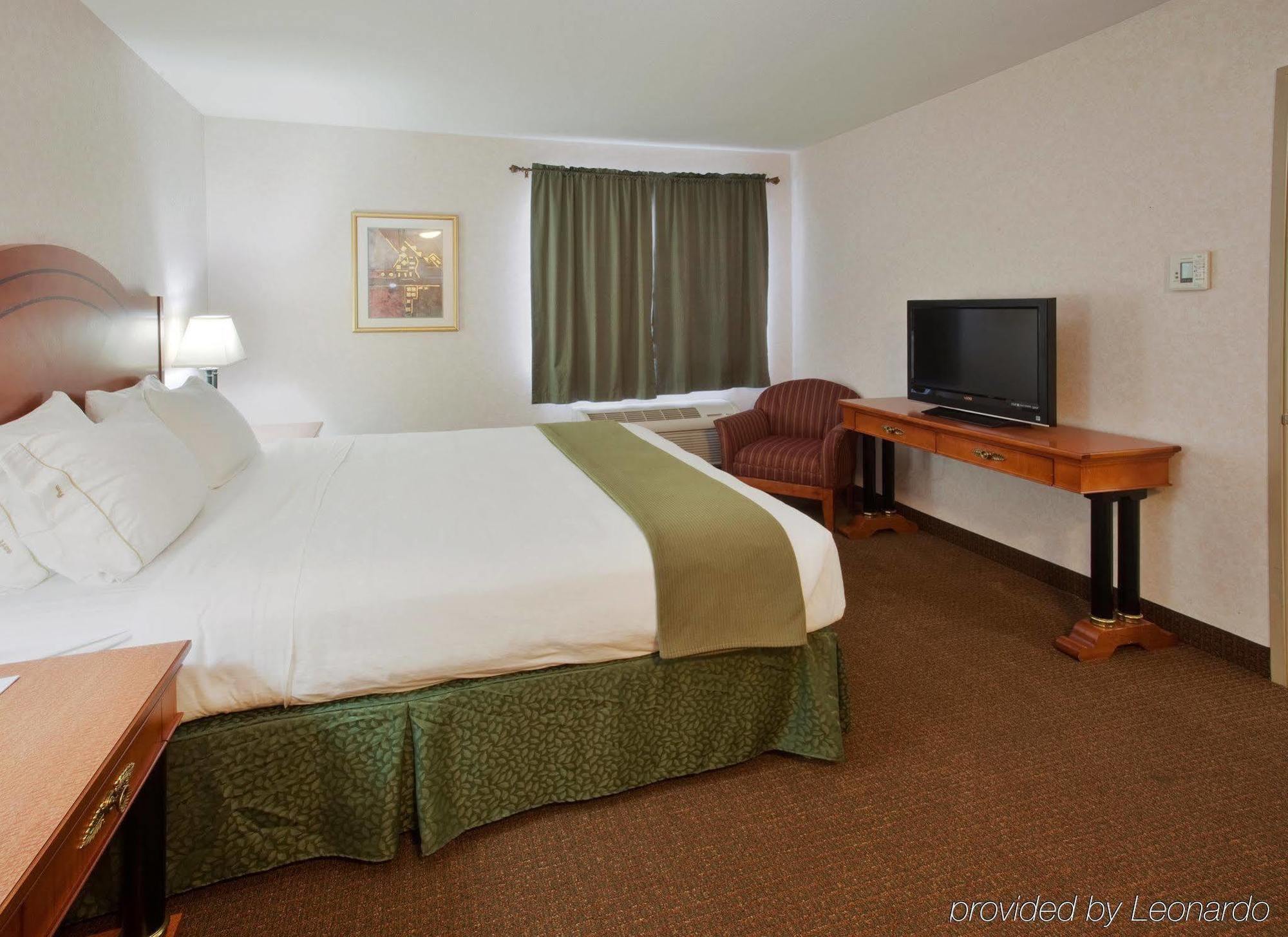 Express By Ihg Hotel Westley